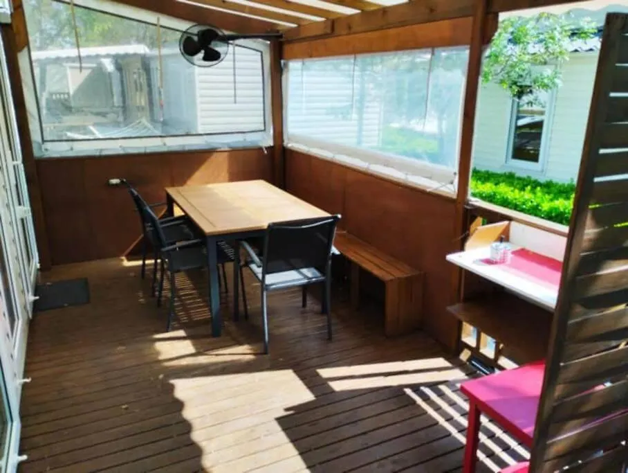 Mobil-home VI 58 à Vias - La Carabasse - Camping Siblu avec piscine payante-1